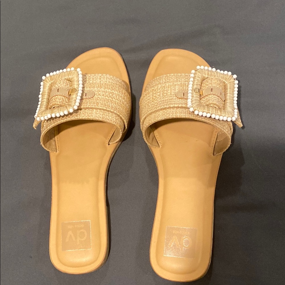 DV by Dolce Vita Tan Sandals